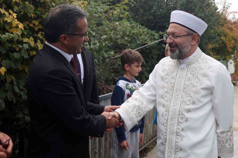 Diyanet İşleri Başkanı Erbaş: “Müslümanlar olarak yaşadığımız yeri güzelleştirmeliyiz”
