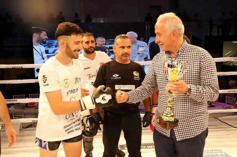 Başkan Gültak, Muay Thai sporcularının heyecanına ortak oldu

