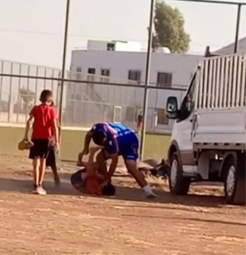Mardin’de antrenör ile çocuğun kavgası cep telefonuna yansıdı
