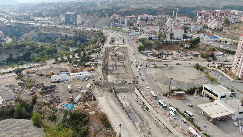 Trafik çilesini sona erdirecek projenin yüzde 70’i tamamlandı
