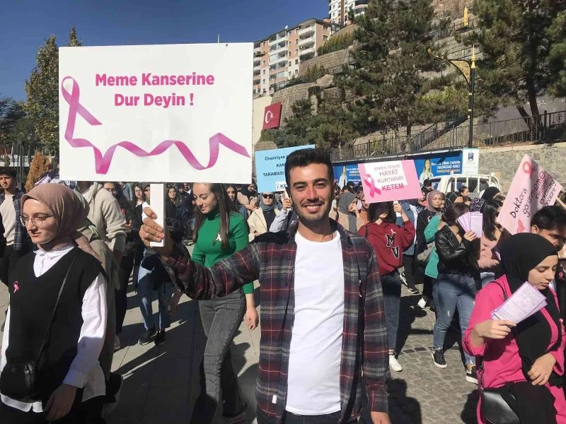 Gümüşhane’de Meme kanserine farkındalık oluşturmak için yürüdüler
