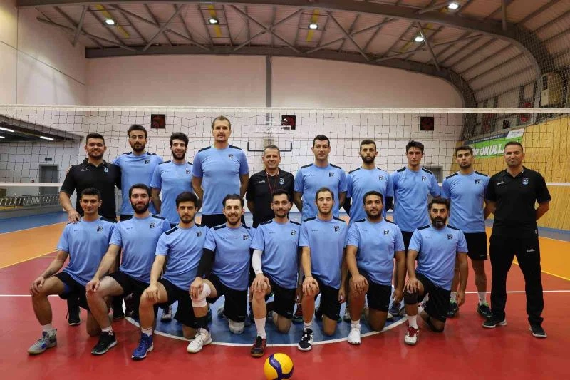 Aralarındaki aile bağı ile kısa sürede 2. Lig’e yükseldiler
