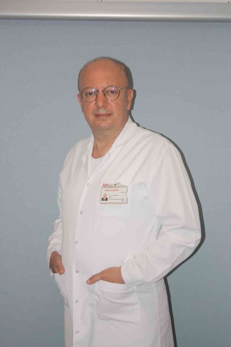 Prof. Dr. Okutan: “Korona testi pozitif kalp hastasının ameliyatının ertelenmesi kalp krizi riskini artırabilir”
