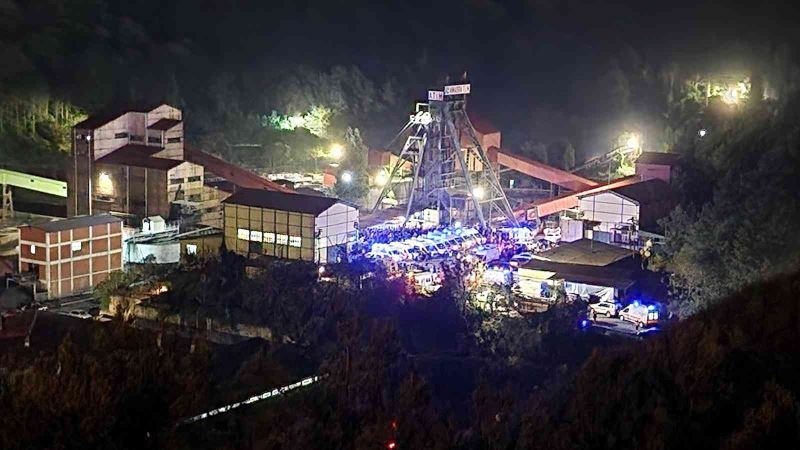 Maden ocağındaki patlamada ekipler seferber oldu: Kurtarma çalışmaları sürüyor
