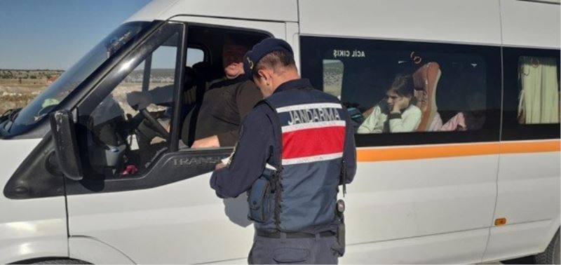 Jandarma uygulamalarında 28 araca 16 bin 626 lira ceza uygulandı

