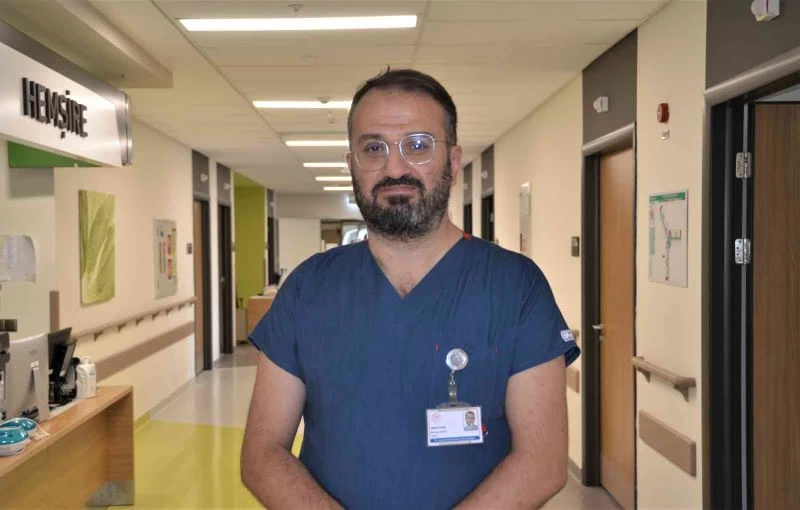 Bursa’da diyaliz hastası, ikiz bebek doğurdu
