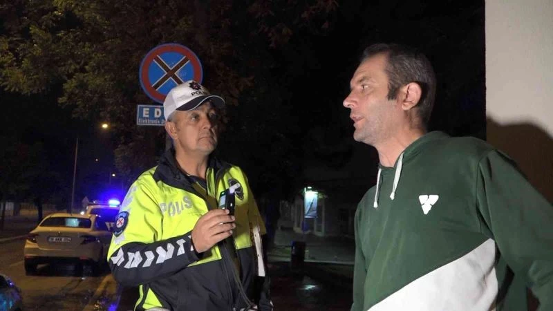 Polis kaza yapan sürücüyü tespit etti, O, “Ben değilim” dedi
