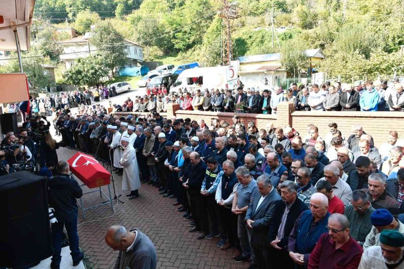 Maden şehidi Ayvaz son yolculuğuna uğurlandı
