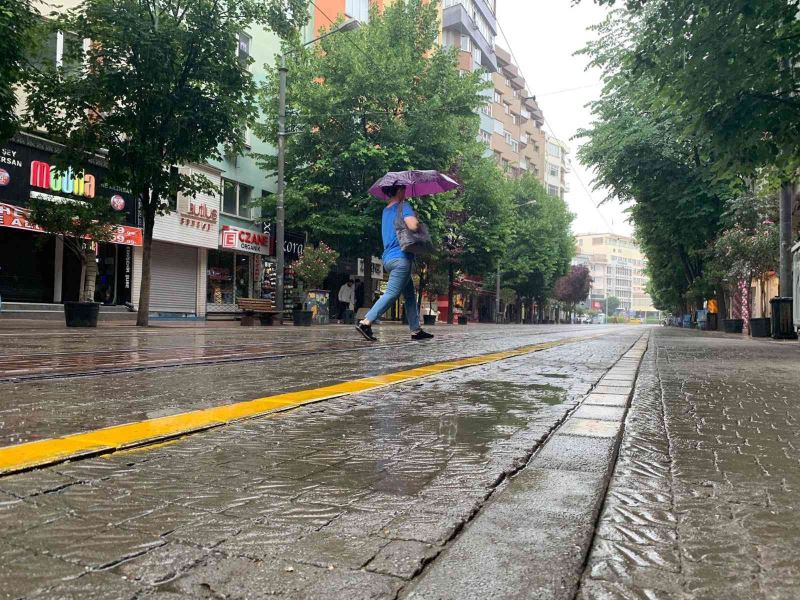 Eskişehir’e kuvvetli yağış uyarısı
