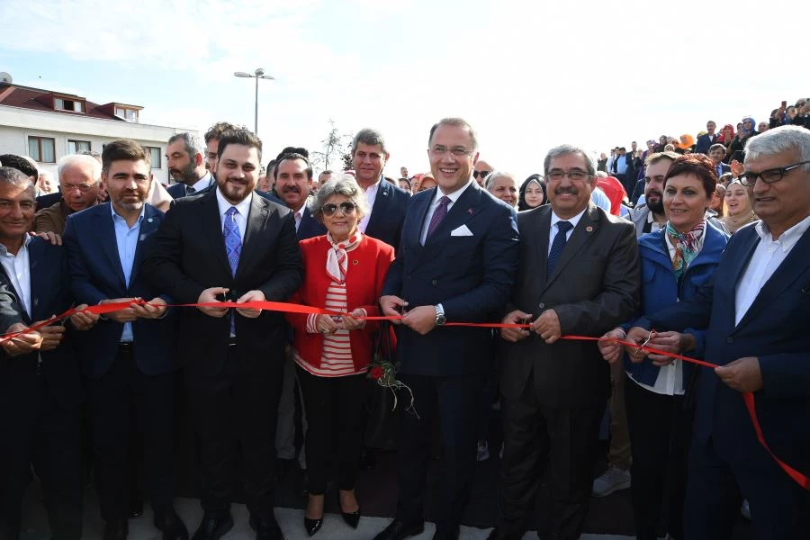 “Prof. Dr. Haydar Baş” Parkı Beylikdüzü’nde Açıldı