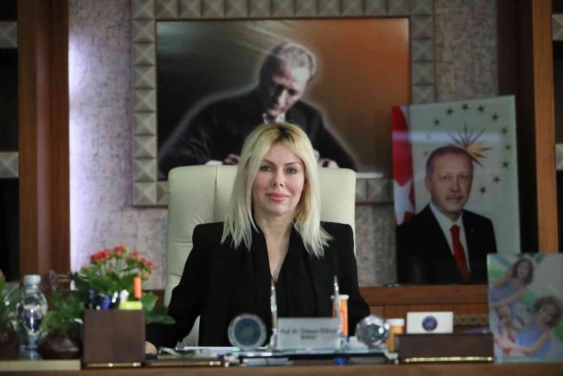 AÜ Rektörü Özkan, 