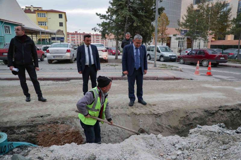 İçme suyu hatları yenileniyor
