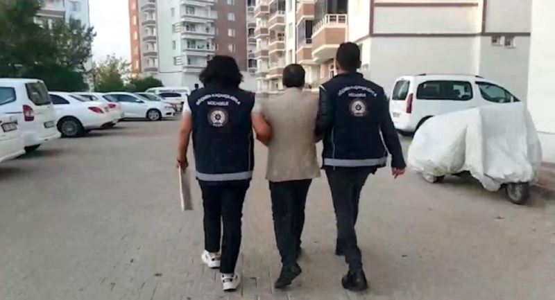 Diyarbakır’da kaçak göçmenlerin sevkini sağlayan 17 kişi tutuklandı
