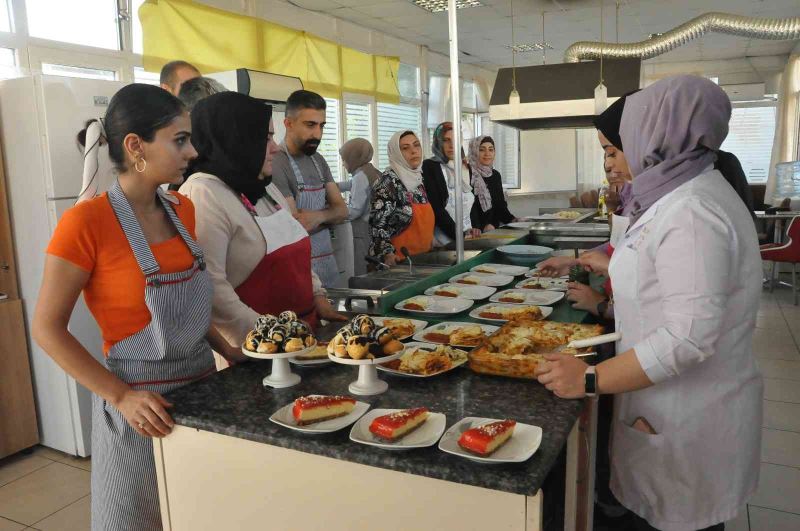 Mardin’de kadınlar İtalyan ve Fransız mutfağını öğrenerek iş hayatına hazırlanıyor
