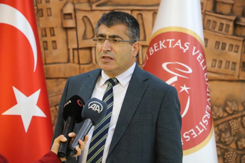 NEVÜ Rektörü Prof. Dr. Semih Aktekin: 