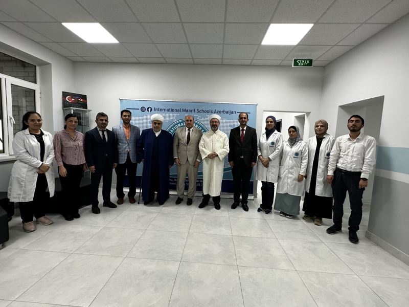 Diyanet İşleri Başkanı Erbaş, TDV Azerbaycan Bakü Türk Lisesi’ni ziyaret etti

