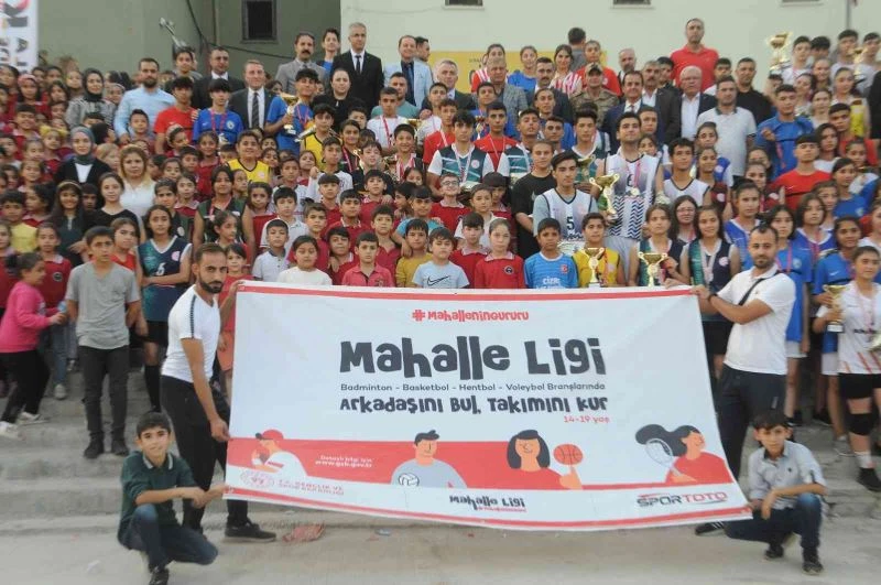 Vali Bilgin: ”Kürt gençliği asla sömürülmesin, geçmişte yaşadığı sıkıntıları yaşamasın diye biz varız”
