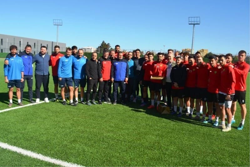 Aliağa, futbolda tek yürek oldu
