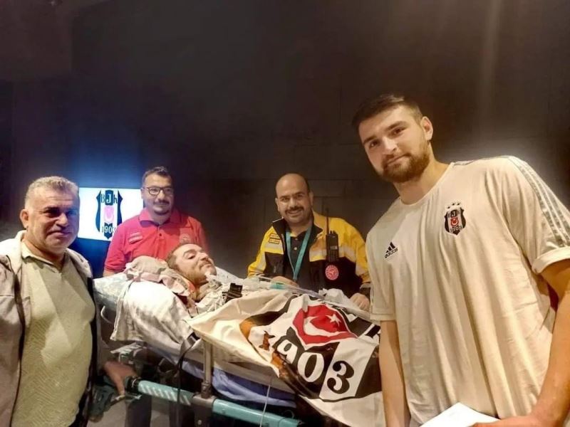 Beşiktaşlı futbolcuları görme hayali gerçek oldu

