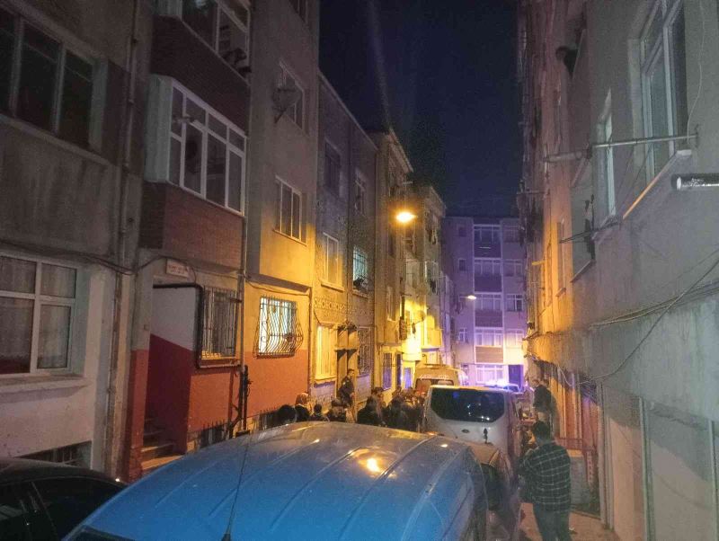 Beyoğlu’nda korkunç cinayet: Boğazını kesip bileziklerini çaldılar
