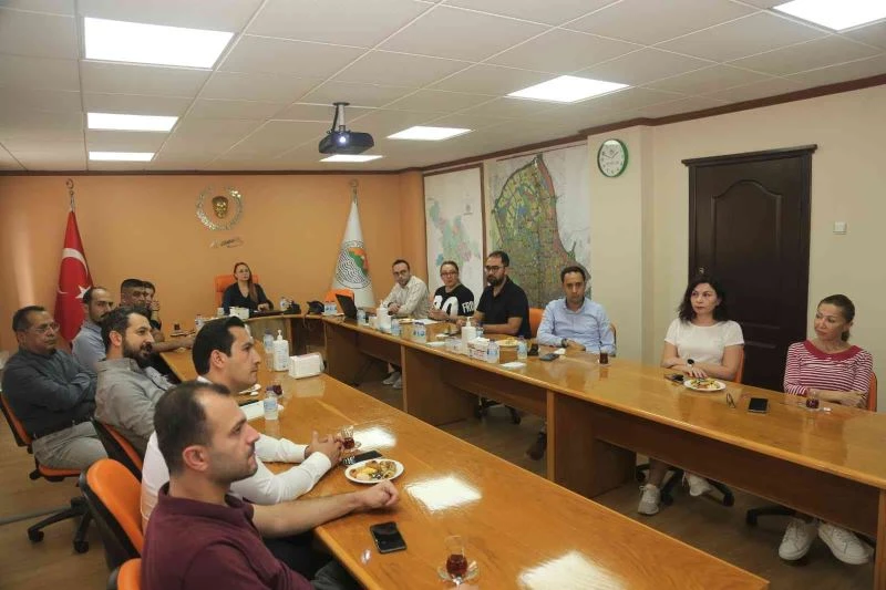 Toroslar Belediyesi , e-ruhsat uygulamasını meslek odalarıyla paylaştı
