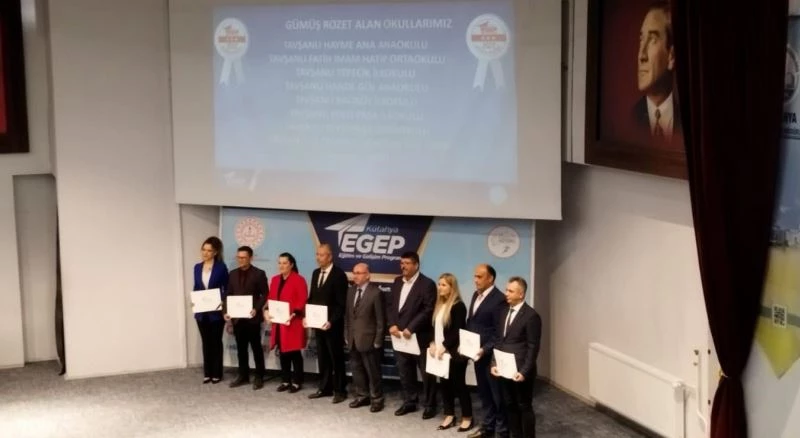 Hisarcık’ta 3 okula “Gümüş Rozet”
