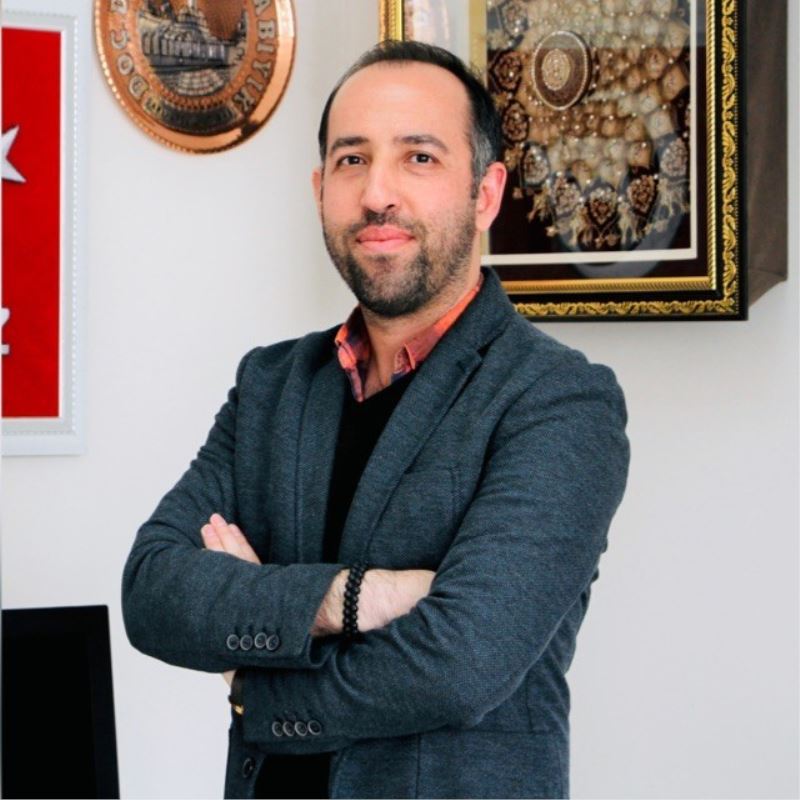 Sosyolog Prof. Dr. Palabıyık: “Siyaset sosyolojisi açısından Erdoğan, Sultan 2. Abdülhamit’ten sonra günümüze kadar Türkiye’nin gördüğü en güçlü ve karizmatik liderdir”
