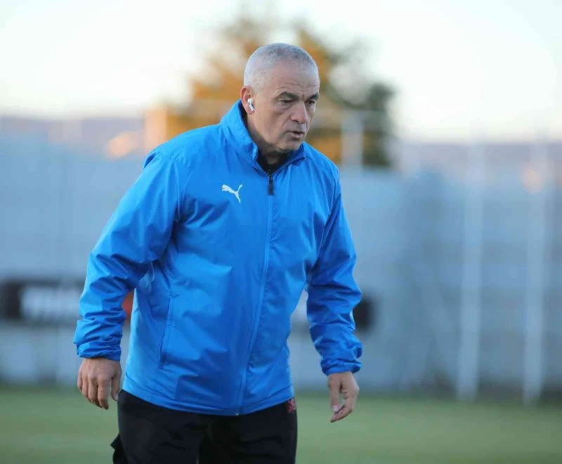 Rıza Çalımbay: “Bir iki takviye ile daha güçleneceğiz”
