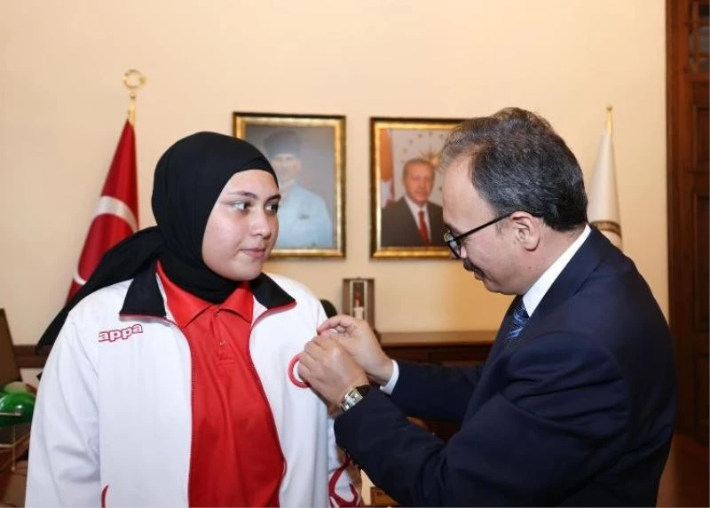 Vali Kızılkaya, Balkan şampiyonunu ağırladı
