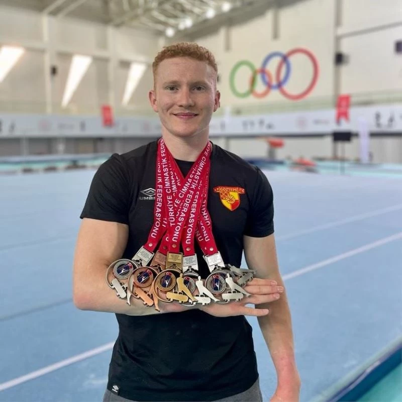 Göztepeli Mehmet Ayberk Koşak’tan 6 madalya
