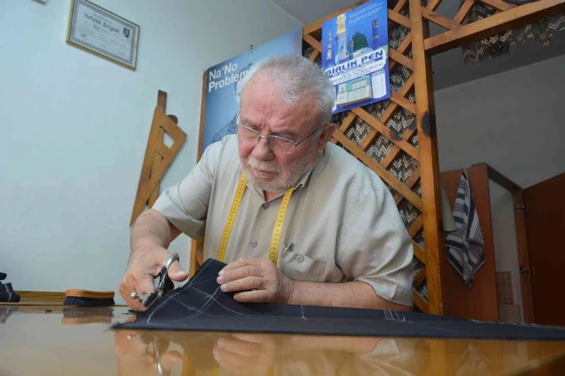 64 yıllık terzinin meslek aşkı
