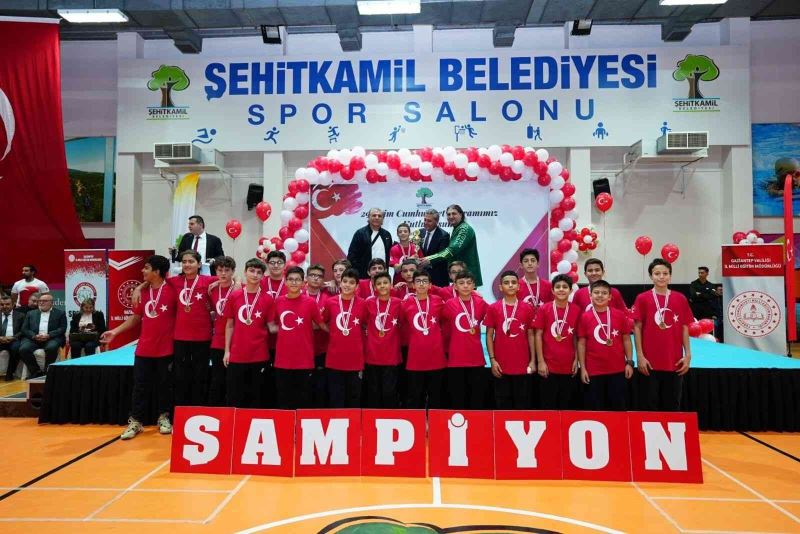 GKV’lilerin Cumhuriyet Kupası başarısı
