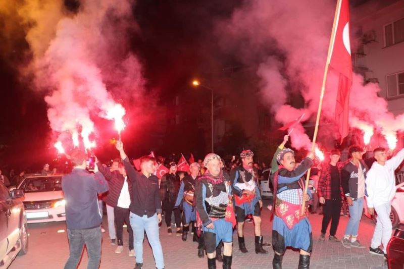 Bozdoğan’da Cumhuriyet Bayramı kutlamaları gece de sürdü
