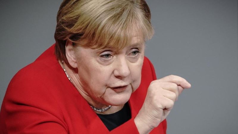 Eski Almanya Başbakanı Merkel’e 