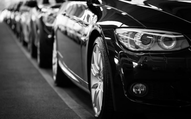 Otomobil ve hafif ticari araç pazarı yüzde 6,7 geriledi
