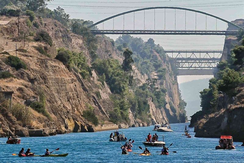 Yunanistan’daki Korint Kanalı 2023 yazına kadar kapalı kalacak
