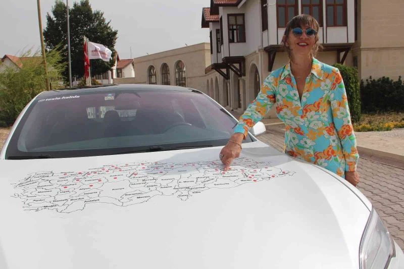 Elektrikli aracıyla İsviçre’den yola çıktı, 23 günde 46 il gezdi
