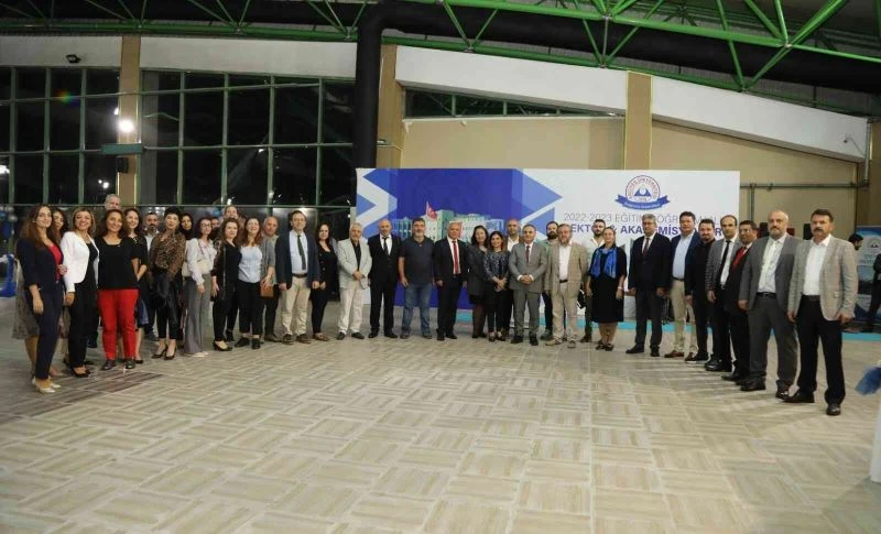 ERÜ Rektörü Altun, 6 fakültenin akademisyenleri ile buluştu
