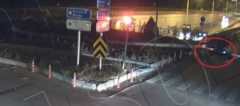 Motosikletin devrilme anı KGYS kamerasında
