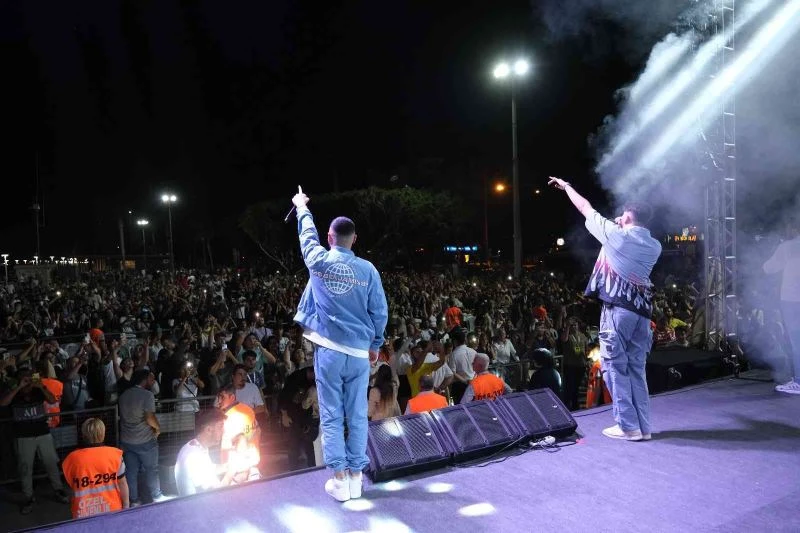 Akdeniz Rap Festivali’nde sanatçılar özel bireyler için sahne aldı
