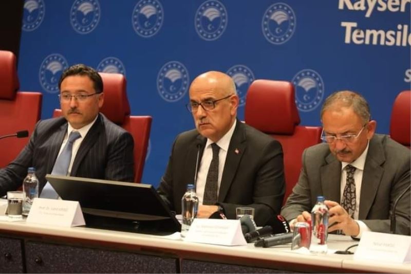 Bakan Kirişci: “İHA’ları, SİHA’ları, o robotları kullanan insanların gıdaya ve beslenmeye ihtiyacı olduğunu unutmayalım”
