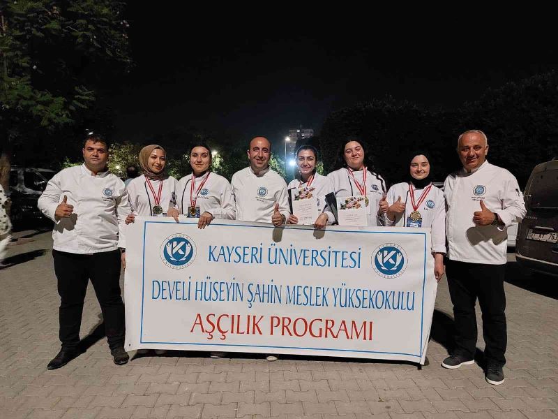 KAYÜ Aşçılık Öğrencileri 3 Kategoride Altın Madalya Kazandı
