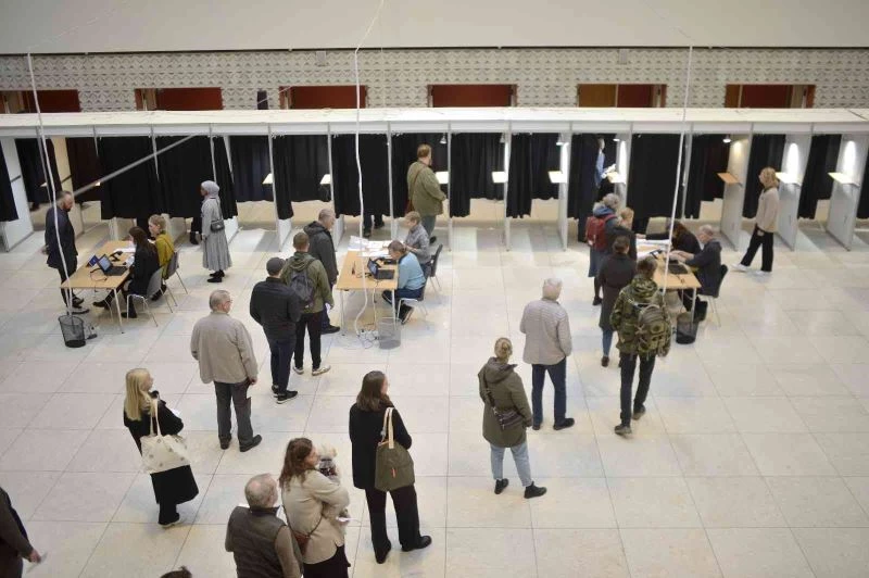 Danimarka erken genel seçim için sandık başında
