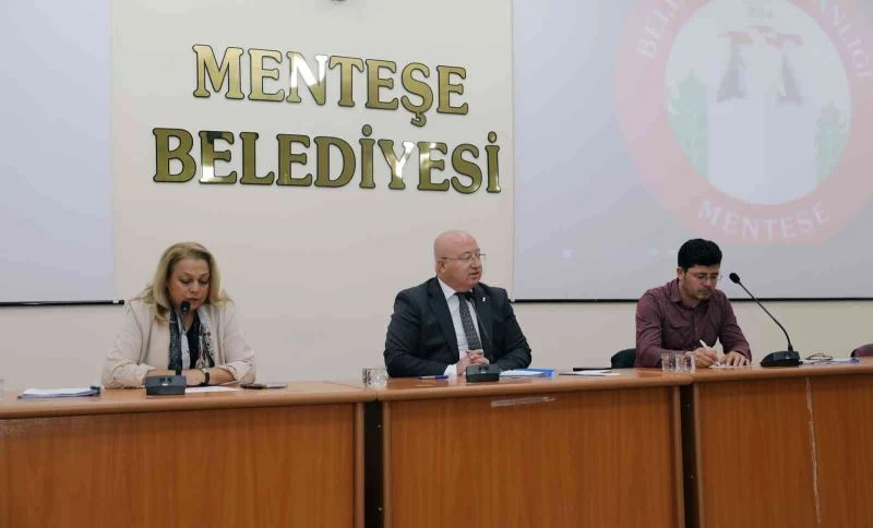 Başkan Gümüş, meclis üyelerini bilgilendirdi
