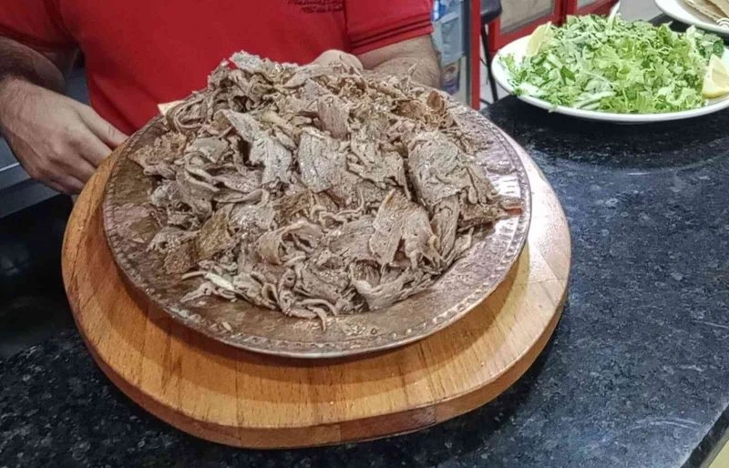 Altın ödüllü 2.5 kilo döner yarışmasının kazananı yok
