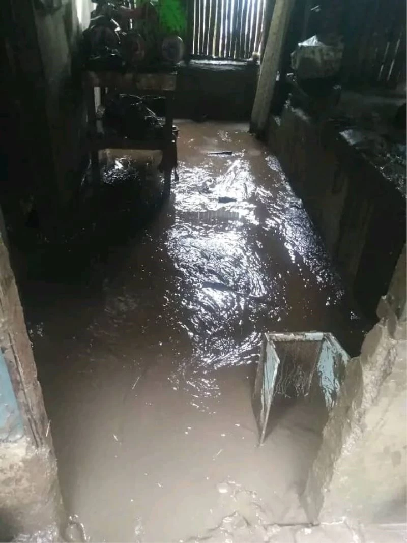 Filipinler Nalgae Tayfunu’nun yaralarını sarmaya çalışıyor
