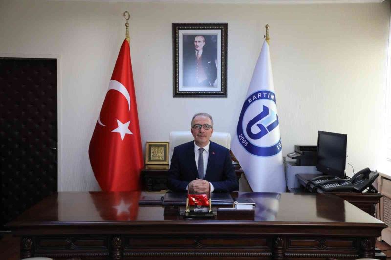 Rektör Uzun’dan 10 Kasım Atatürk’ü Anma Günü mesajı
