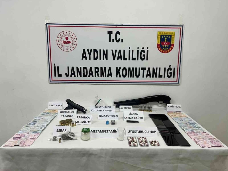 Aydın’da 24 saatte 50 uyuşturucu tacirini yakaladı
