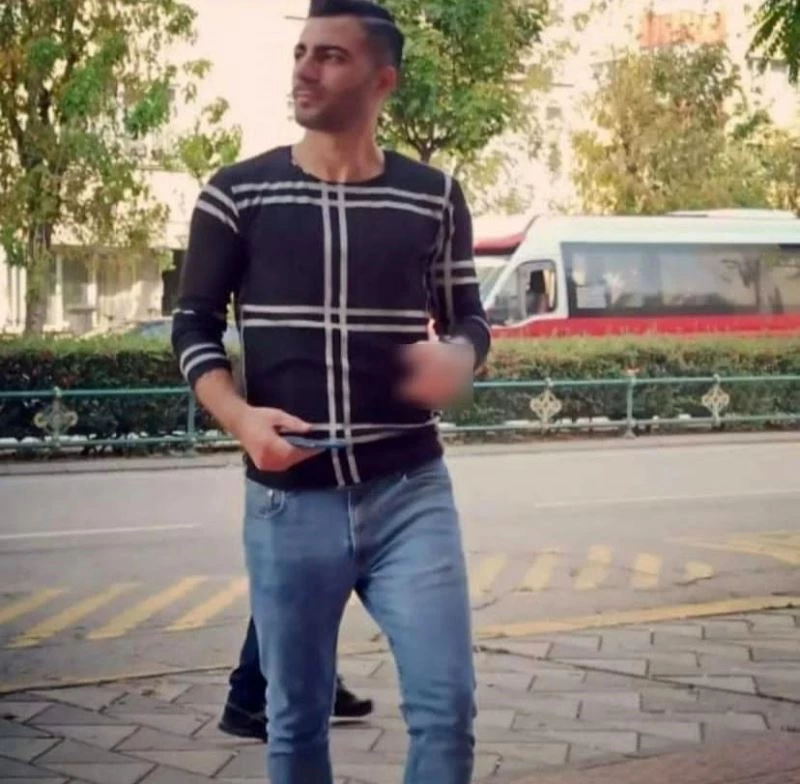 Eğlence mekanında bıçaklı ve tüfekli kavga: 1 ölü, 5 yaralı
