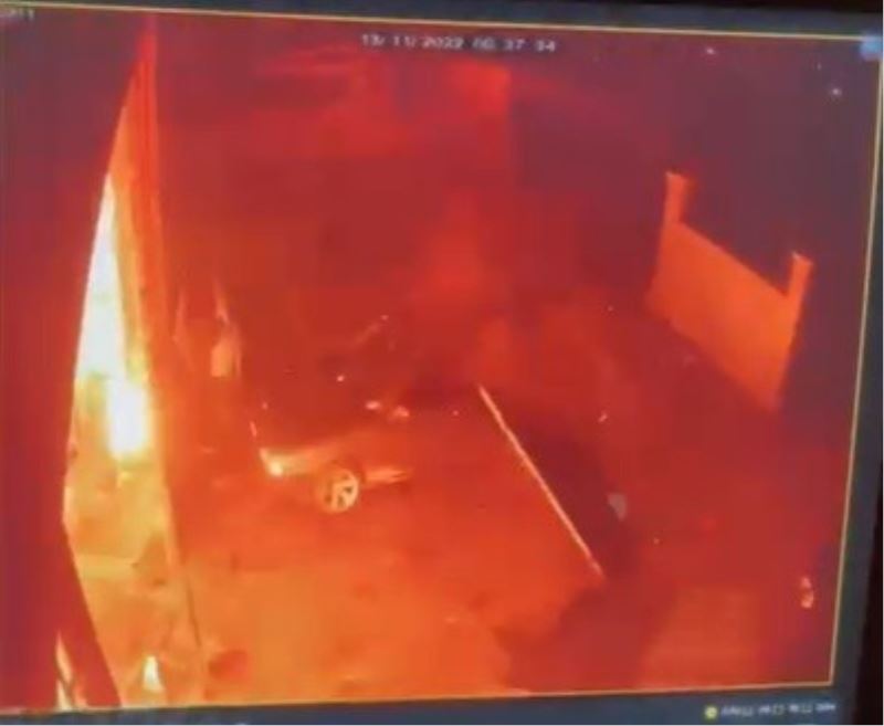 Konya’da patlayan LPG tankının iş yeri kapısını yerinden söktüğü anlar kameraya yansıdı
